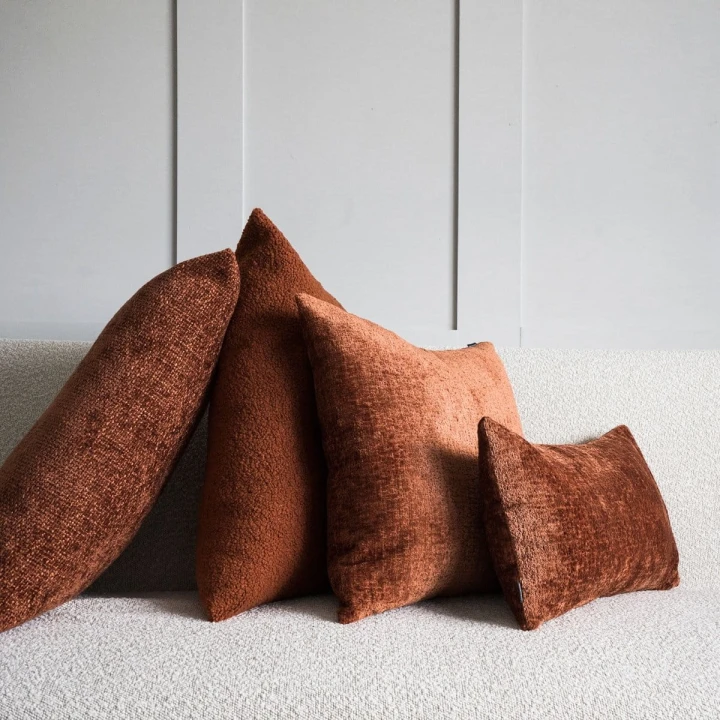 Cozy ruda poduszka dekoracyjna boucle 60x40