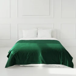 Ciemno zielona narzuta na łóżko 220x140 Velvet