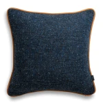Granatowa poduszka dekoracyjna WOOL 45X45