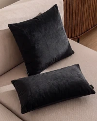 Velvet czarna poduszka dekoracyjna 45x45