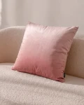 Velvet jasno różowa poduszka dekoracyjna 45x45